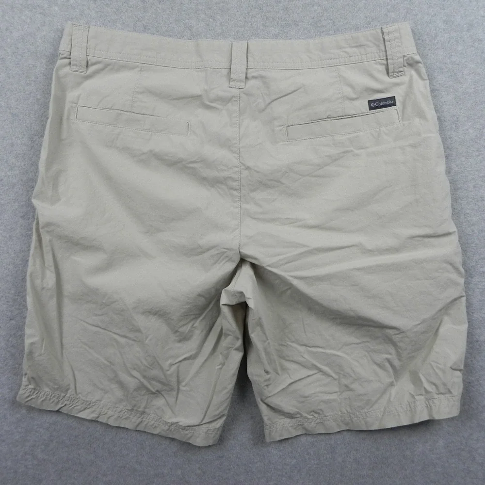 Columbia Shorts Mens 34 Chino Golf Casual Hiking‎ Lightweight Flat Front Beige